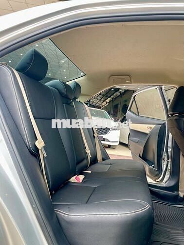 Toyota Altis 1.8 MT 2017 Bạc 84.000km