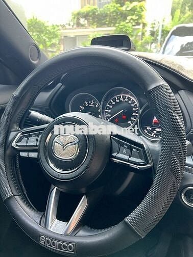 Mazda CX-8 Deluxe 2022 Trắng 7 chỗ