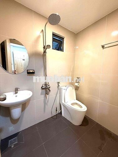 KHAI TRƯƠNG CĂN HỘ MỚI CỬA SỔ TO MÁY GIẶT RIÊNG