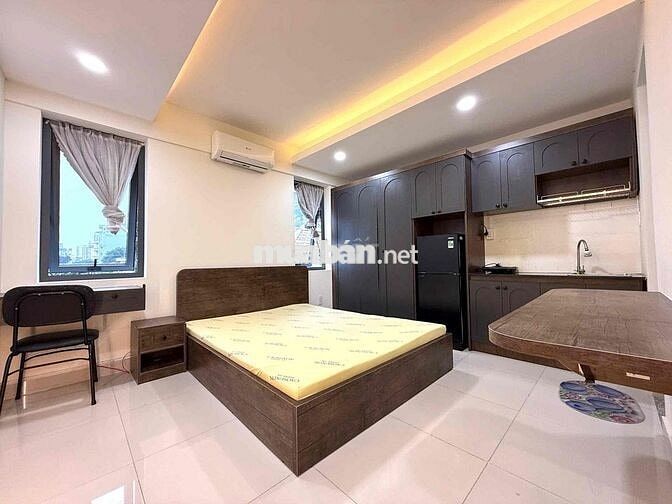 KHAI TRƯƠNG CĂN HỘ MỚI CỬA SỔ TO MÁY GIẶT RIÊNG