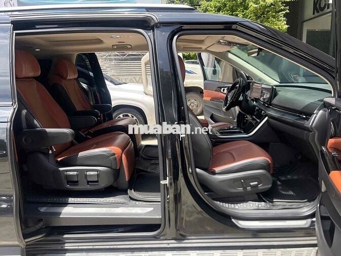 KIA Carnival Signature 2.2D 2022 Đen