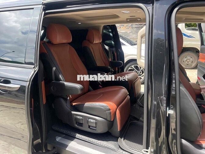 KIA Carnival Signature 2.2D 2022 Đen