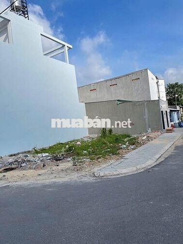 Chính Chủ Bán Lô Đất Góc 2 Mặt Tiền 970Triệu
