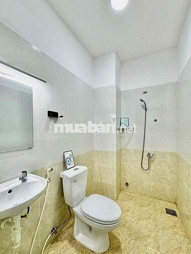 🏡 CĂN HỘ MINI FULL NỘI THẤT MGR – THANG MÁY – SÁT NHÀ GA T3