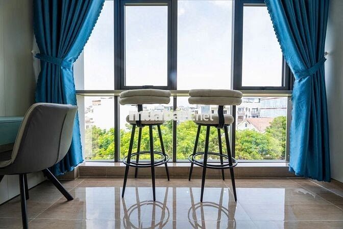 CĂN HỘ MỚI NỘI THẤT SANG TRỌNG TOÀ NHÀ SẠCH SẼ 