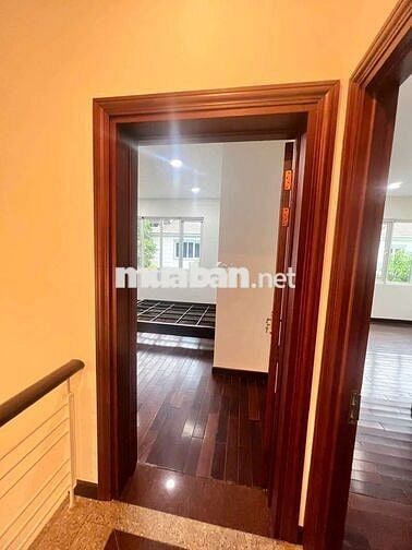 CHO THUÊ BIỆT THỰ GARDEN HOMES CẠNH VẠN PHÚC