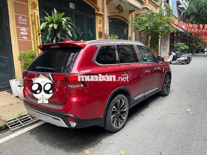 Mitsubishi Outlander CVT 2020 Đỏ 8 vạn