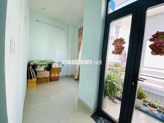 Cho thuê nhà 2 tầng Kiệt Huỳnh Ngọc Huệ.