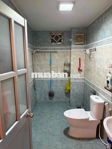 Cần cho nữ thuê 2 phòng tầng 2 gần chợ Tân Bình
