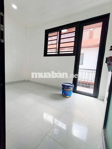 Bán nhà 2PN Thạnh Xuân 25 Quận 12 ban công rộng