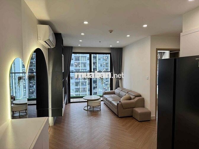 Bán căn 2N1VS 55m2 full đồ sịn tại Vinhomes smart city. Giá 3,75 tỷ