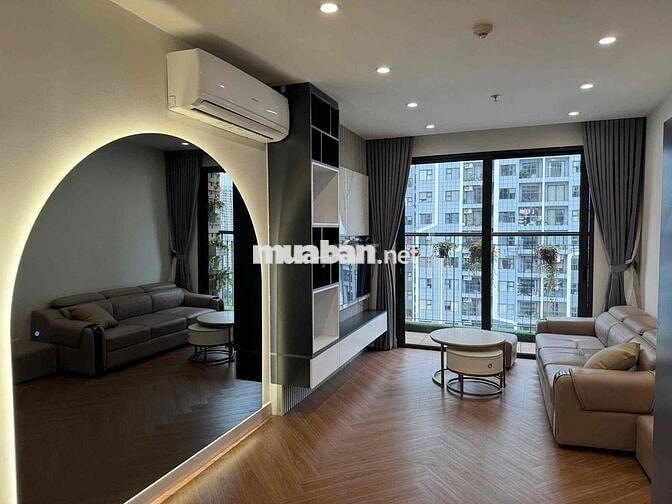 Bán căn 2N1VS 55m2 full đồ sịn tại Vinhomes smart city. Giá 3,75 tỷ