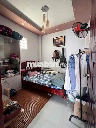 NHÀ NGAY CHỢ CẦU ĐỒNG NGÃ 4 GA 6,5 TRIỆU FULL NỘI THẤT