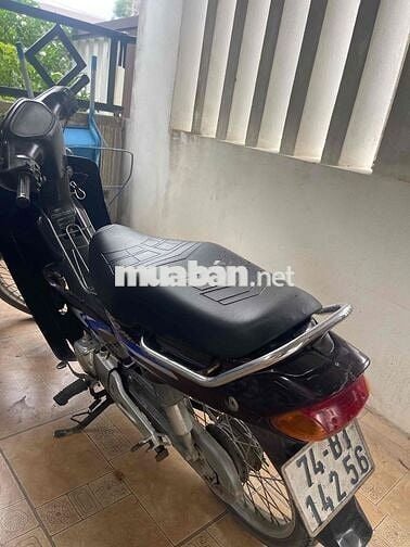 Honda Dream Việt Nam màu Tím
