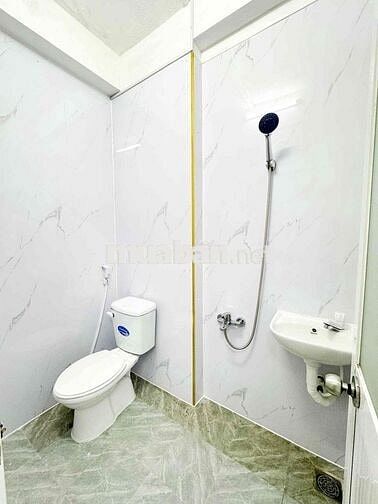 CHO THUÊ 2 PHÒNG NGỦ BAN CÔNG GIÁ RẺ NGAY TÂN KỲ TÂN QUÝ AEON MALL