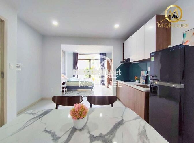 CHO THUÊ CĂN HỘ 1 PHÒNG NGỦ BAN CÔNG GẦN NGÃ TƯ BẢY HIỀN