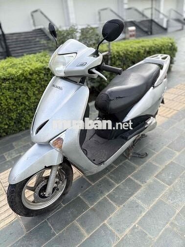 Honda Lead 110 Bạc Xăng