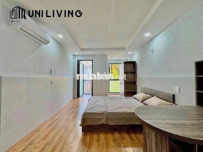 Căn Hộ Ban Công Gần Đại Học Bách Khoa Vạn Hạnh Mall Máy Giặt Riêng Q10