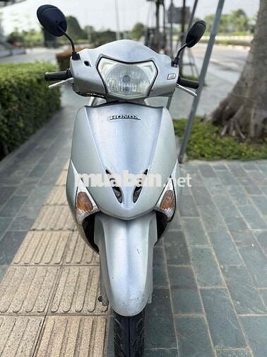 Honda Lead 110 Bạc Xăng