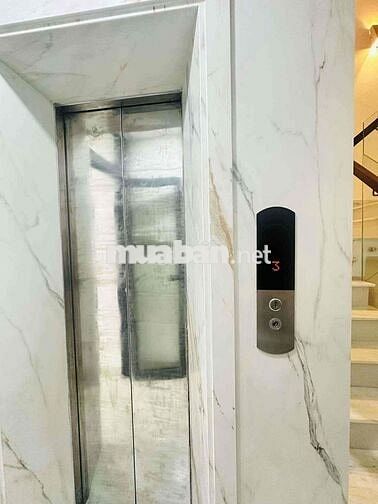 CMT8 Q3 – 36m² – 5 tầng – Thang máy – 3PN/3WC – Hoàn công đủ – 9 tỷ