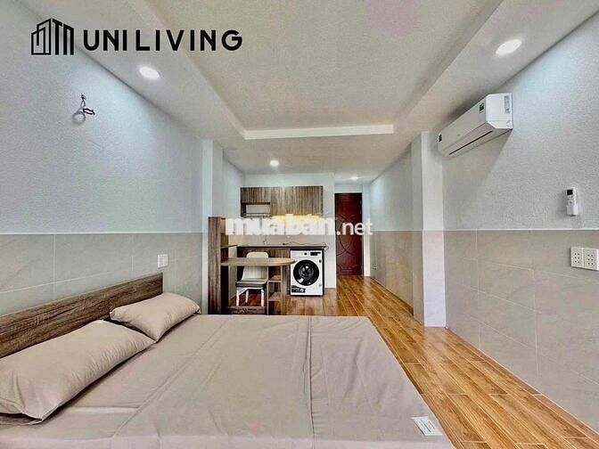 Căn Hộ Ban Công Gần Đại Học Bách Khoa Vạn Hạnh Mall Máy Giặt Riêng Q10