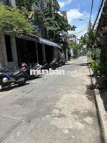 mình để lại dàn năng lượng mặt trời nếu khách có thiện chí mua