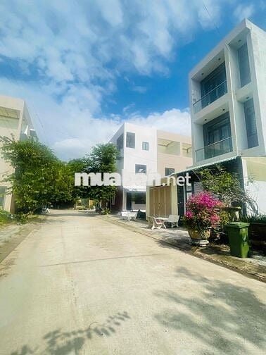 Còn nền cuối cùng giá rẻ khu dân cư Phước Thới cạnh khu CN Trà Nóc