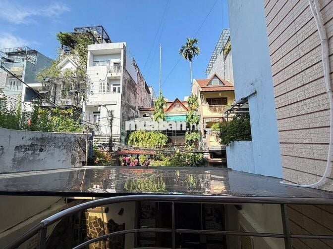 Căn hộ mini 2 phòng ngủ đường Cộng Hòa - nội thất đầy đủ - gần sân bay