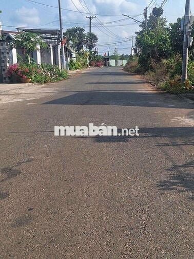Chủ ngộp bán gấp lô đất sát cụm tiểu thủ đường 28 Hòa Long 110m2/800tr