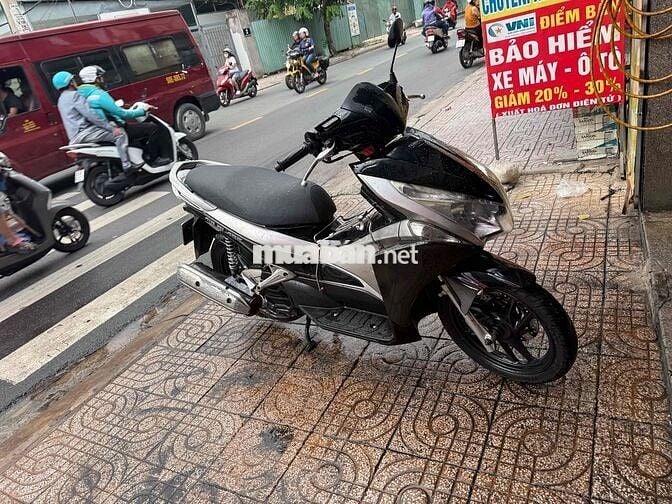 Honda Air Blade 110cc 2011 Đen bạc Fi