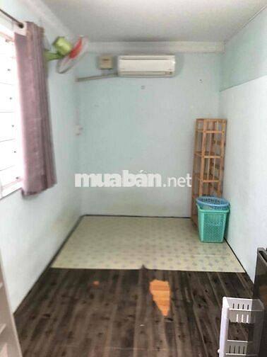 Phòng ban công cửa sổ full nội thất, 5p đến ĐHBK