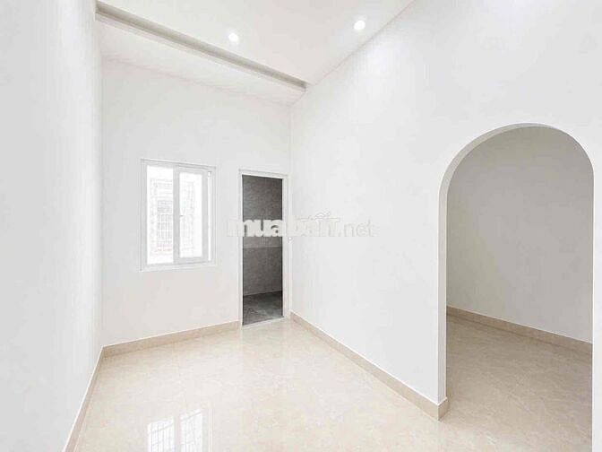 MẶT BẰNG MỚI XÂY  NGAY MẶT TIỀN ĐƯỜNG, CÓ THỂ LÀM 1PN + VP