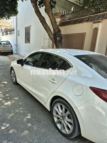 Mazda Mazda 3 2015 Trắng Xăng 2.0