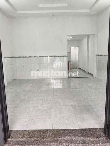 Cho thuê nhà 4x16m, gác, 2pn, HXH, Nguyễn Văn Quá, Q12