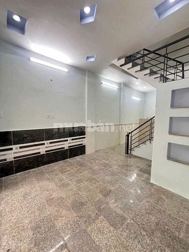 Nhà hẻm Nguyễn Văn Luông 4x11 1 trệt 2 lầu 4PN
