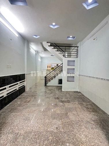 Nhà hẻm Nguyễn Văn Luông 4x11 1 trệt 2 lầu 4PN