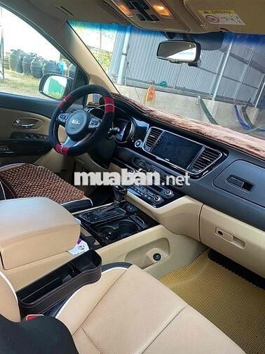 Kia Grand Sedona 2016 Nâu