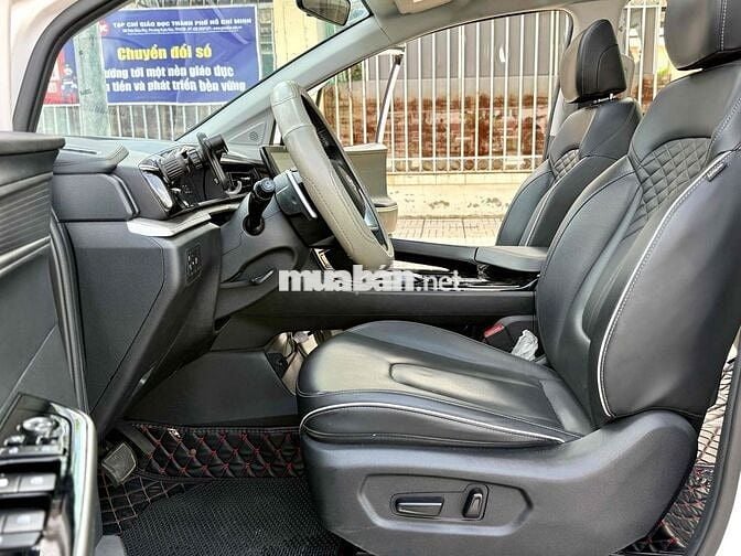 Hyundai Custin 2024 bản đặt biệt 1.5Turbo 34.000km