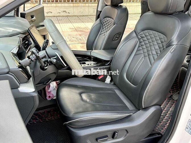 Hyundai Custin 2024 bản đặt biệt 1.5Turbo 34.000km