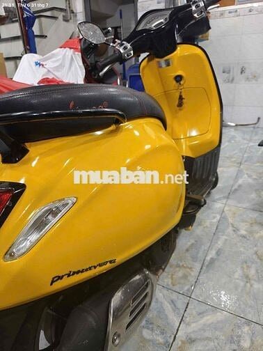 Piaggio Vespa Primavera Fi màu Vàng đen đời 2014
