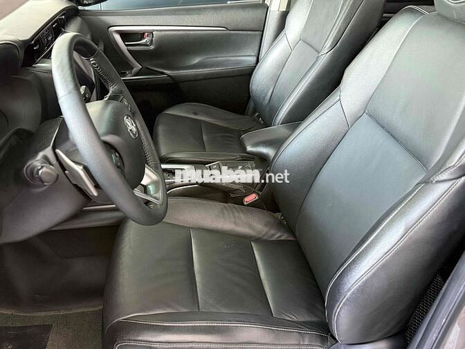 Toyota Fortuner 2021 2.4G AT máy dầu số tự động