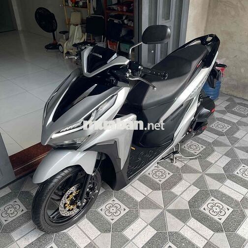 Vario 150/2020 Xám Bạc, đầu chưa mở, 18k, 9 chủ