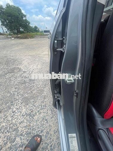 Mitsubishi Attrage Full Star Top Tự động Xám