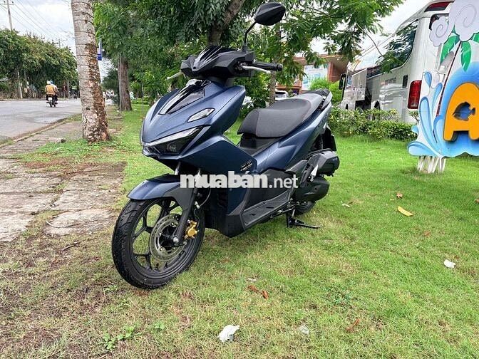 Honda AB 125 2026 Xám 400km