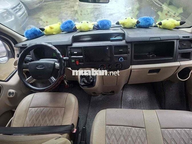 Ford Transit 2014 Bạc 6 chỗ