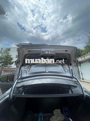 Mitsubishi Attrage Full Star Top Tự động Xám