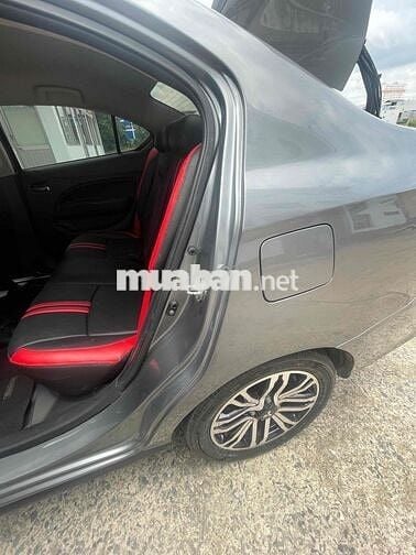 Mitsubishi Attrage Full Star Top Tự động Xám
