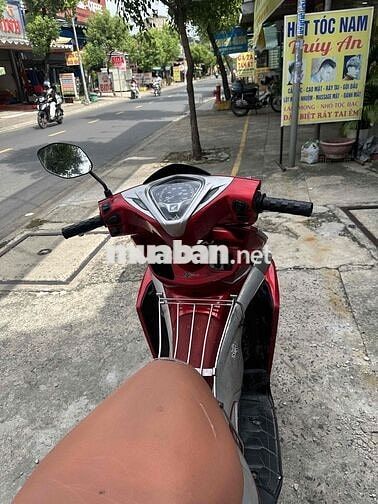 Honda Air Blade 2011 màu Đỏ