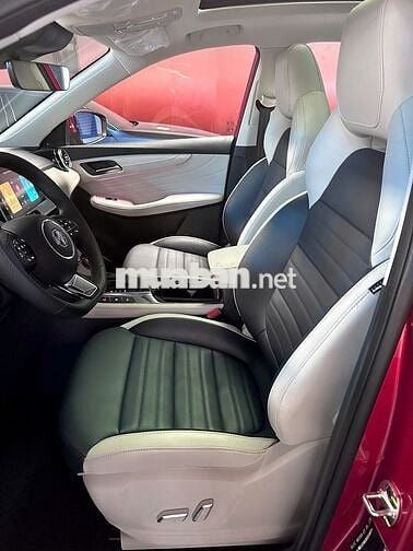 MG HS LUXURY 2024