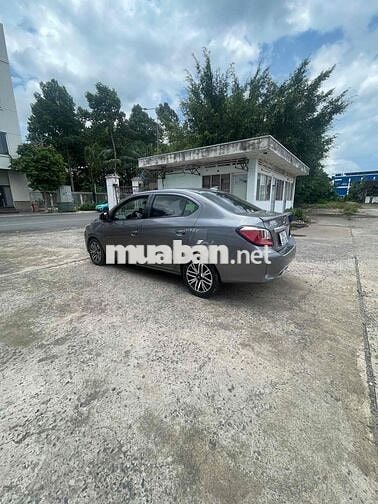 Mitsubishi Attrage Full Star Top Tự động Xám